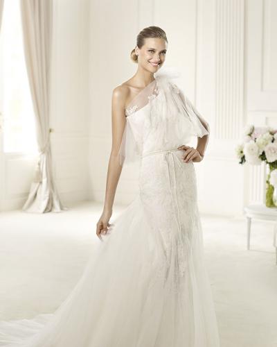 Wedding dresses - Ursino Pronovias