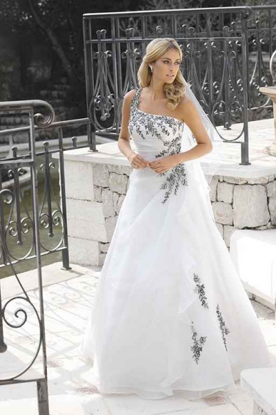Svatební šaty - Albena