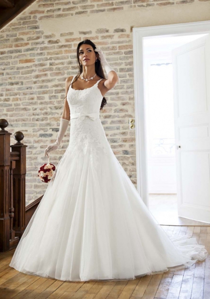 Wedding dresses - Daisy