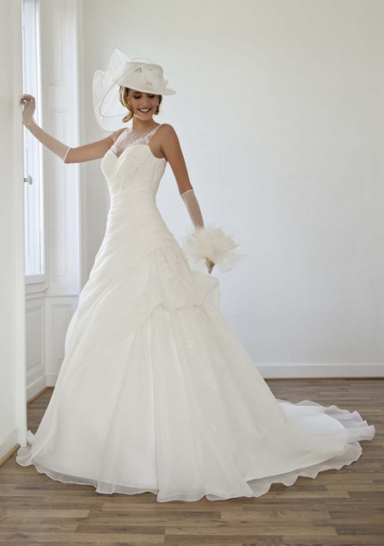 Svatební šaty - Kamila2