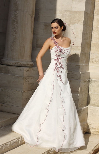 Svatební šaty - Svatební šaty Saxana