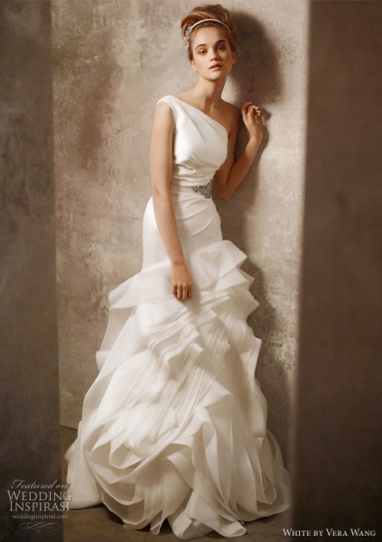 Svatební šaty - Vera Wang - jedno ramínko